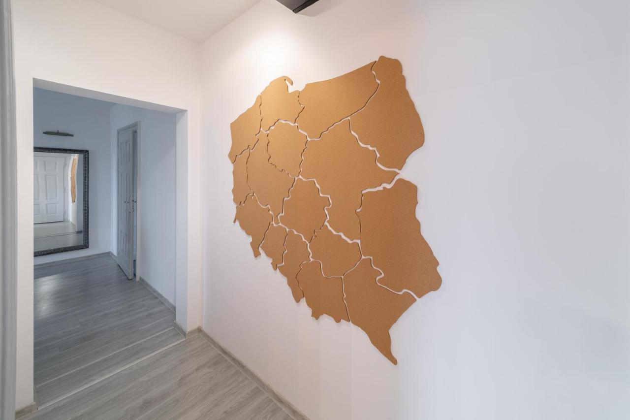 Around The World Vision Apartment - Centrum オポーレ エクステリア 写真